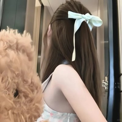 弱比少男闯女校